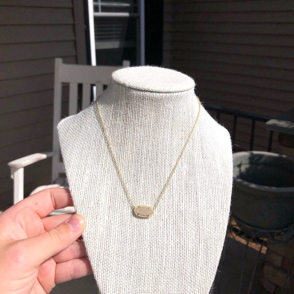 Kendal Scott pendant necklace in iridescent dusty